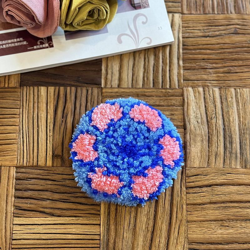 Posavasos bordados pinchados - Mandala 6 (no terminado)