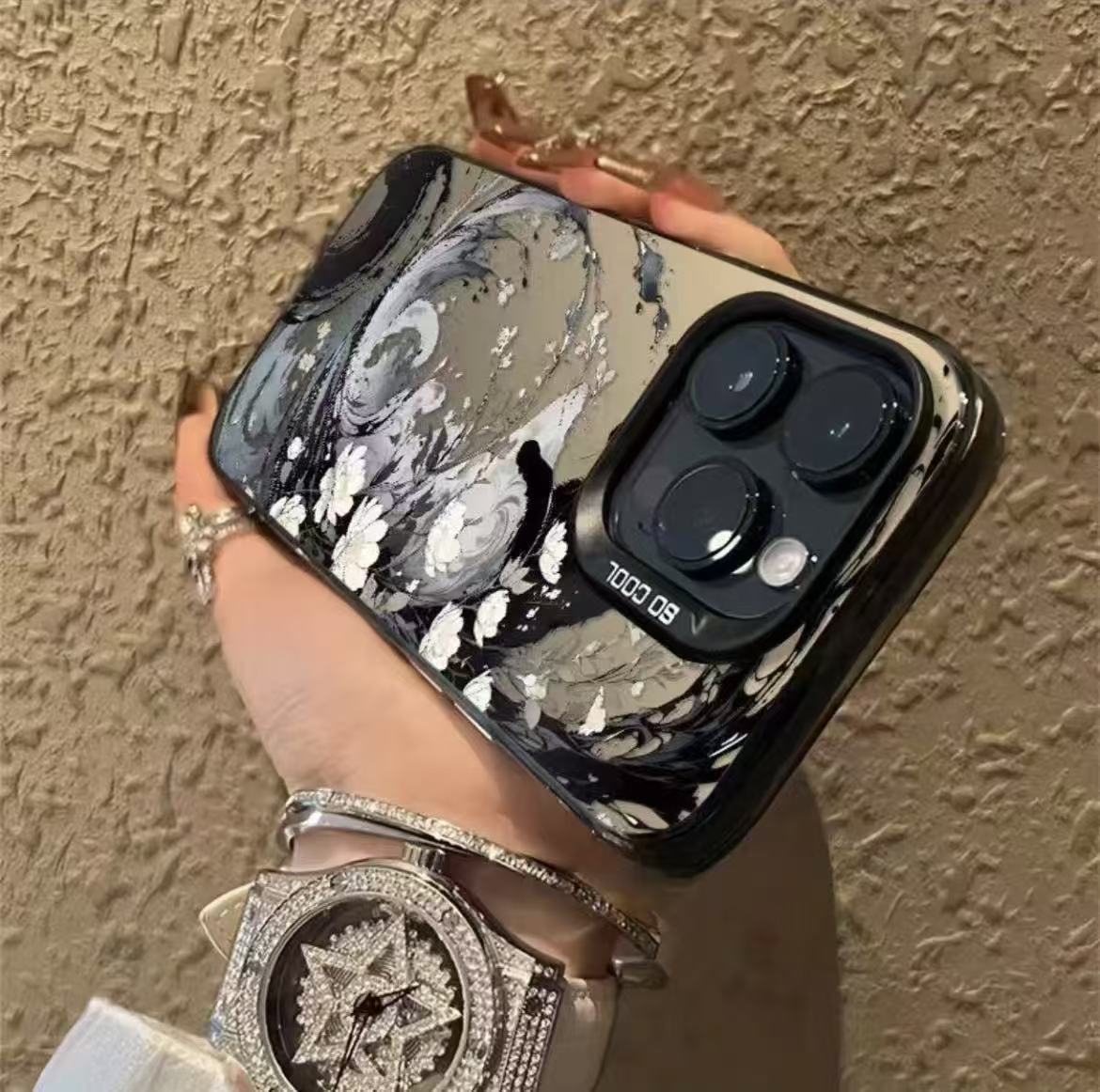 Las olas de tinta son adecuadas para la carcasa del teléfono móvil Apple 16Promax, la personalidad de la carcasa del gas iPhone15/14/13 Europa y América 12