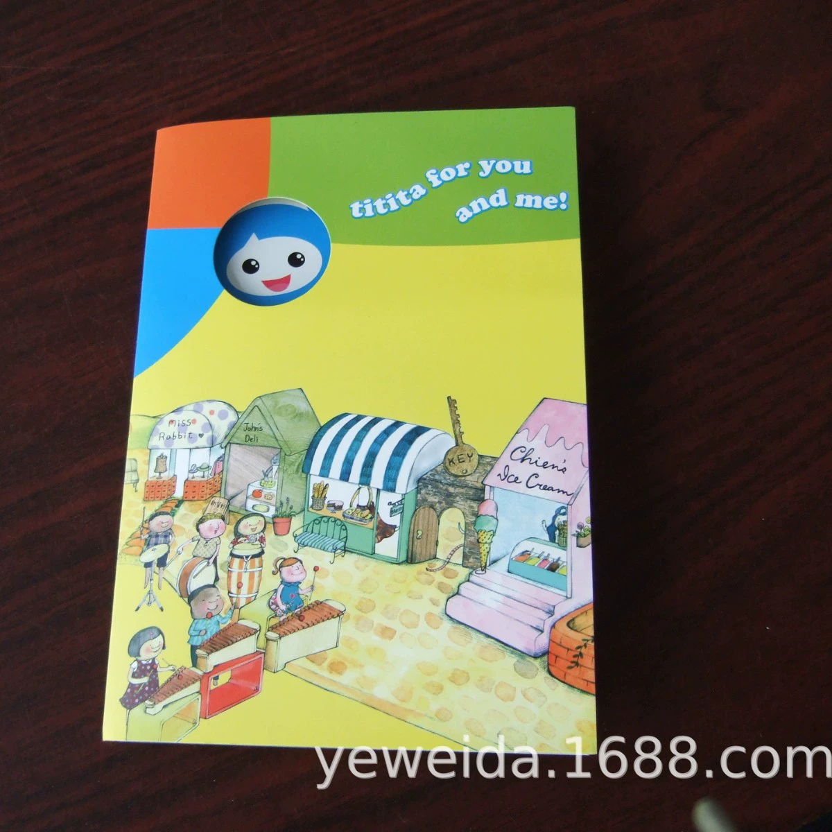 Профессиональная фабричная кастомизация музыкальных открыток, звуковых модулей, вокальных модулей, вибрирующих поздравительных открыток и моторизованных поздравительных открыток.