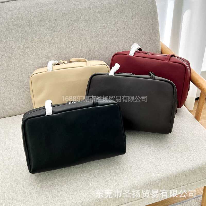 High-end row bowling bag, astra bowling, small lambskin Boston bag, large capacity, extremely simple shoulder bag for women