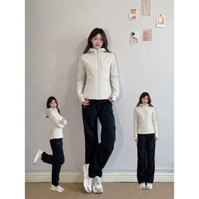 White slim-fit, waist-cinching softshell jacket for women, 2026 new autumn collection, three-in-one outdoor jacket