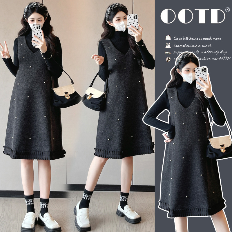 2025 Autumn and Winter New Style Elegant Age-Reducing Mid-Length Woolen Maternity Dress Small Fragrance Large Size Fashion Korean Version