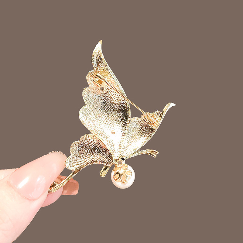 Broșă fluture de lux cu perle pentru bijuterii damă_voghion.com