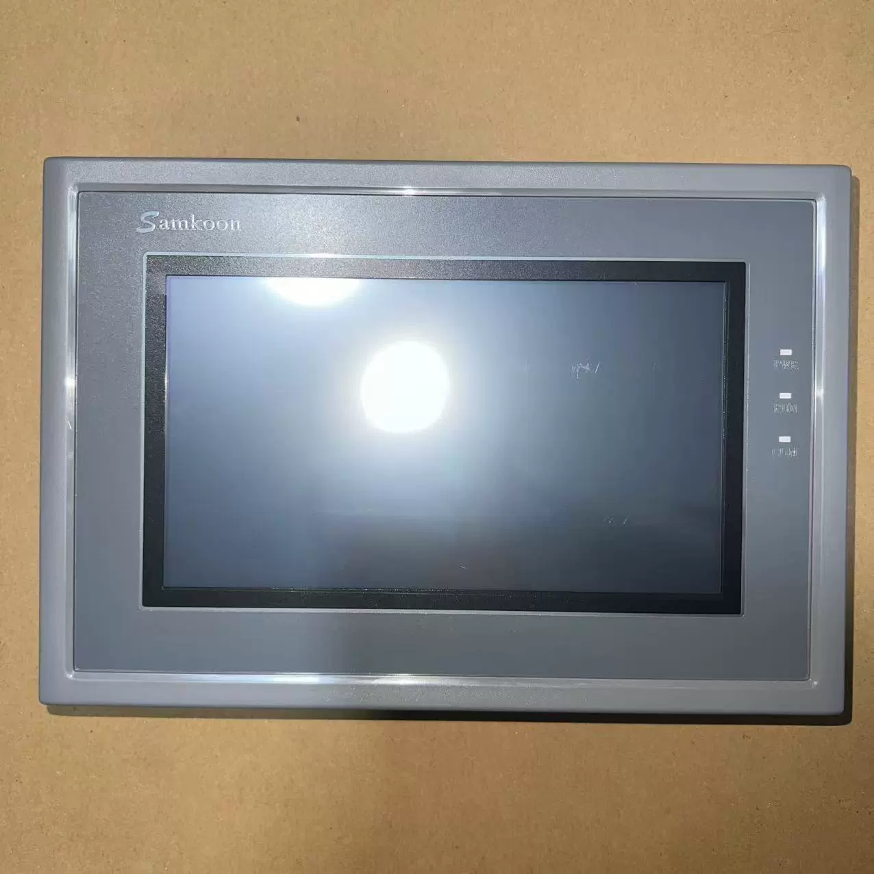 Спот SK-070GE дисплей с сенсорным экраном