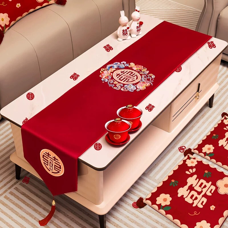 Wedding Festive Table Flag National Tide Embroidered Tablecloth Red Coffee Table Table Mat Wedding Room Decoration Happy Words Dining Table Happy Products