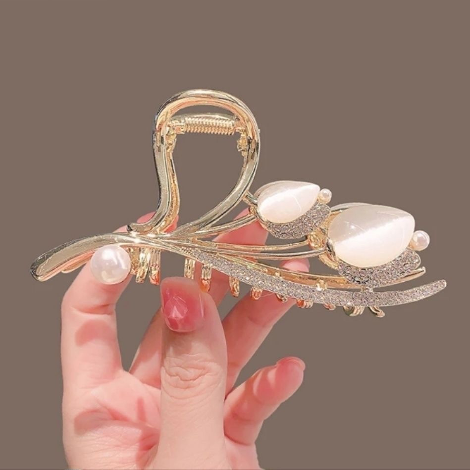 New Cat's Eye Stone Tulip Grab Clip Elegant Elegant Shark Clip High-class One-word Back of Head Large Hair Clip_voghion.com
