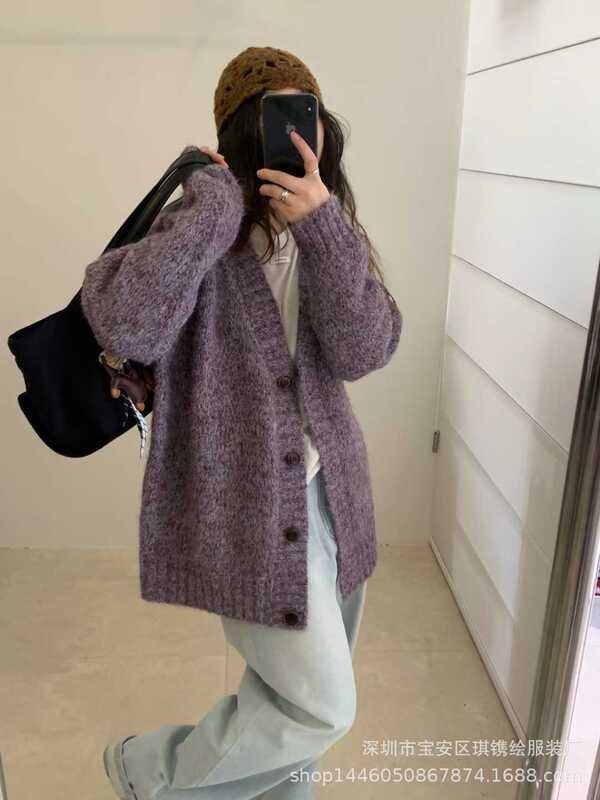 琪镌绘制秋冬新款针织开衫毛衣设计女装软糯V领宽松外套上衣60821|undefined