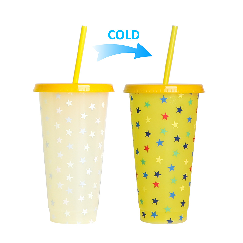 Spot transfronterizo de 710ml taza de plástico de color frío de gran capacidad PP taza de té con leche bebida fría con taza de paja con fábrica de inspección NBCU