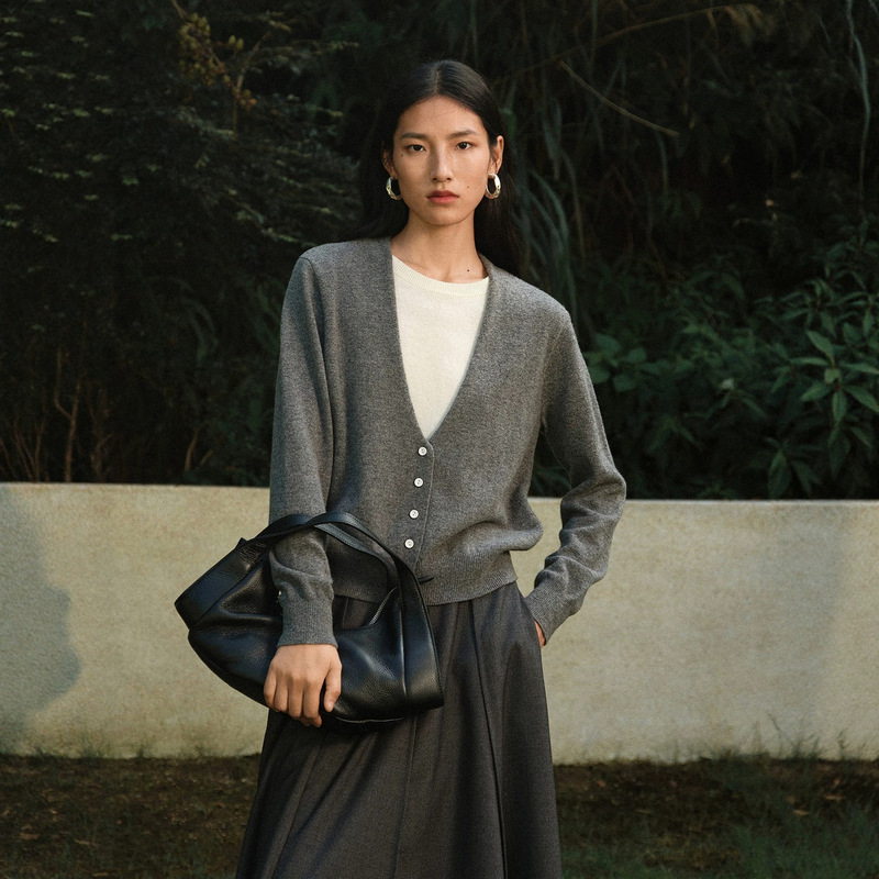 [Winter Clothing Preparation Season] 26 New Winter Styles of Wool Knit Cardigans, Solid Color Versatile V-Neck Long-Sleeve Cashmere Sweater