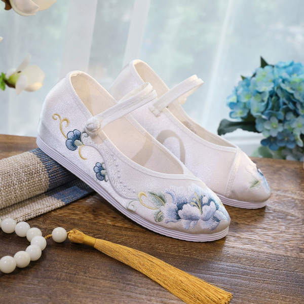 Inner Heightening 3cm New Antique Series Flat Heel Round Toe Low Top Embroidered Shoes Han Dynasty Shoes