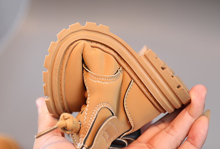 Kinder Martin Stiefel 2023 Herbst Neue Jungen Englischen Stil Schwarze Kurze Stiefel Kleine Gelbe Stiefel für Mädchen_voghion.com