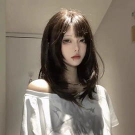 假发长卷发;长直发假发;假发短卷发