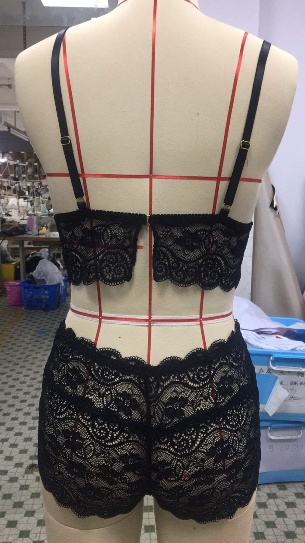 Lingerie Set Image 9