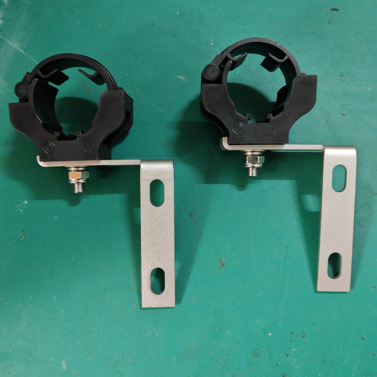 地铁漏缆馈线卡 54漏缆L型卡具 泄漏电缆卡具普通LNFB04-32M