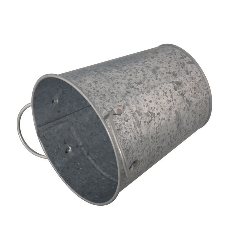 Lugar de fábrica Cubo de hierro retro Maceta de hierro binaural Cubo de flores de simulación de flores Cubo de flores de hierro blanco Flor creativa