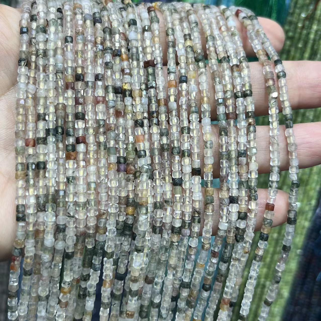 杂发晶 2.5X2.5mm 角度方粒珠子 Square Mini Beads 下单前询价