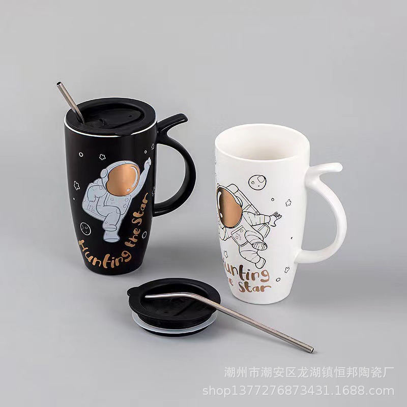 Cosmonauta paseo cosmológico Capacidad de dibujos animados espacio taza de agua de cerámica Regalos de acompañante de eventos de vacaciones