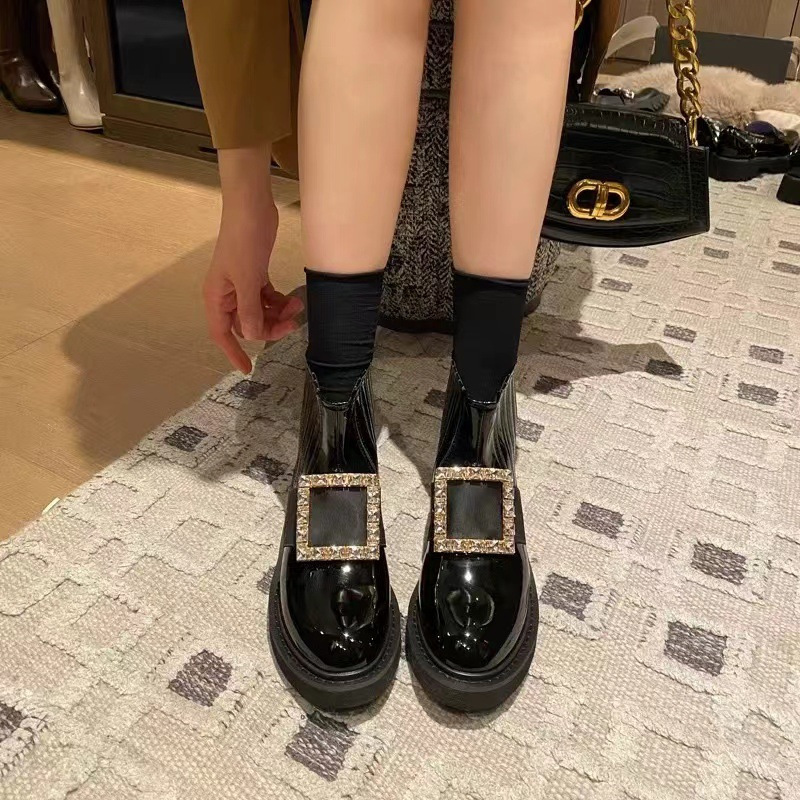 欧阳娜娜唐嫣同款厚底短靴2025秋冬水钻方扣马丁靴平底真皮切尔西|undefined