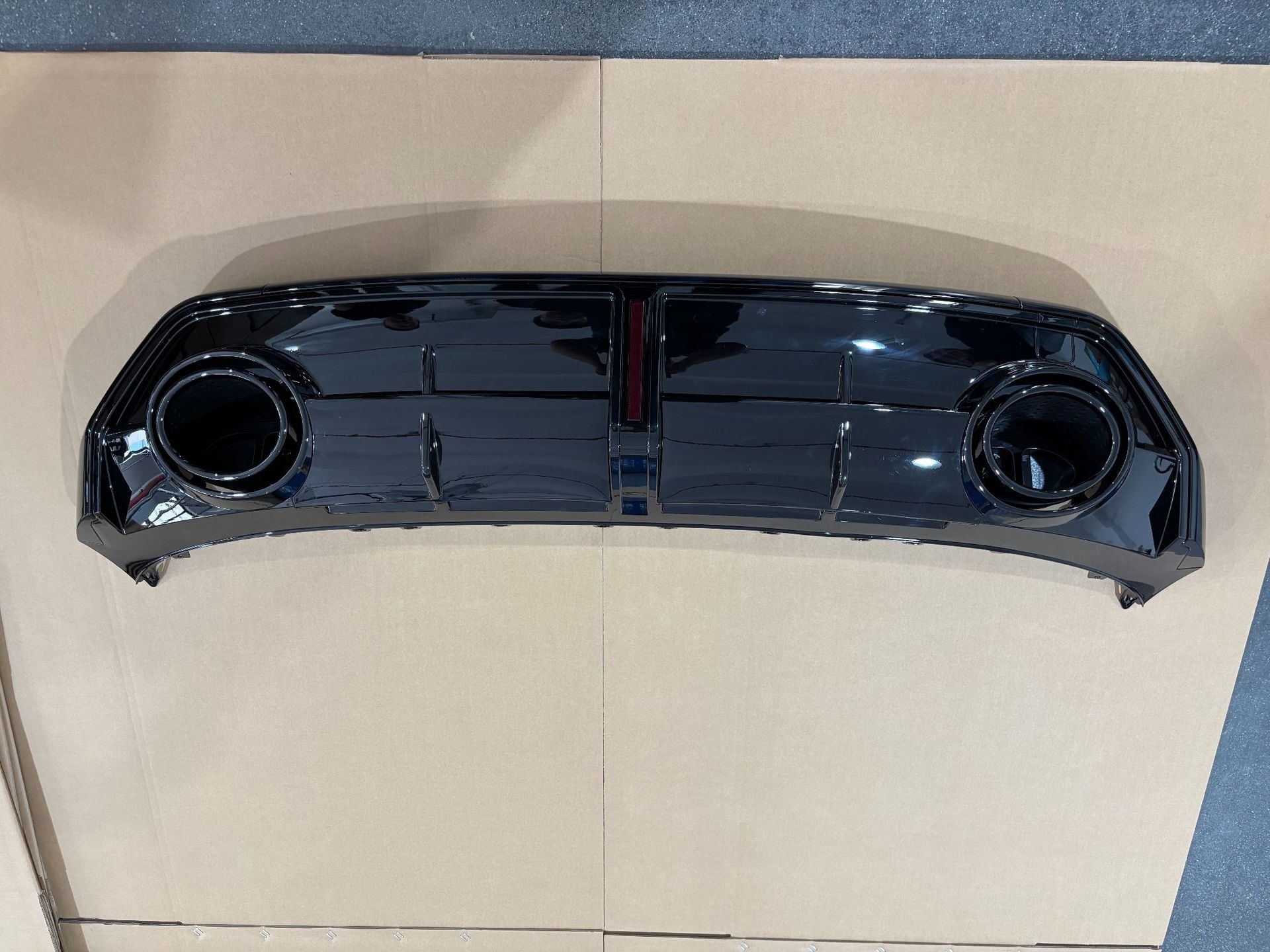 Suitable for Audi A3 models from 2021 to 2026, this is an RS3-style rear bumper, rear lip, and exhaust tip kit