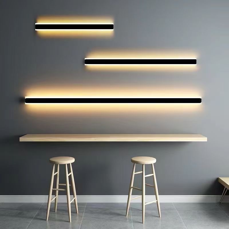 Explosión transfronteriza larga lámpara de pared del dormitorio pasillo cabecera sofá lámpara de pared de fondo moderna simple lámpara de pared de viento