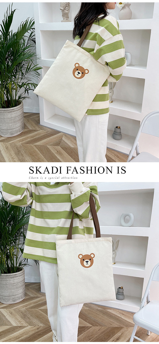 The 2022 new trendy women's canvas bag, a retro and cute student ulzzang canvas bag for women Application Scenario