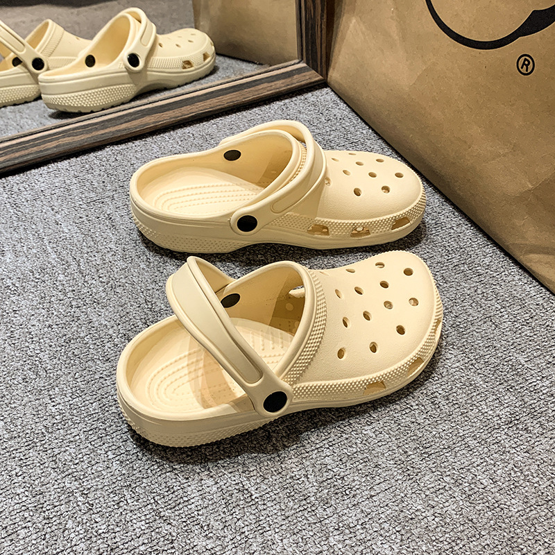 New Style Women's Anti-Slip, Anti-Fall, Summer Outdoor Closed-Toe Clogs, Simple Perforated Shoes, Soft Sole, Odor-Resistant Sandals, Solid Color, Versatile
