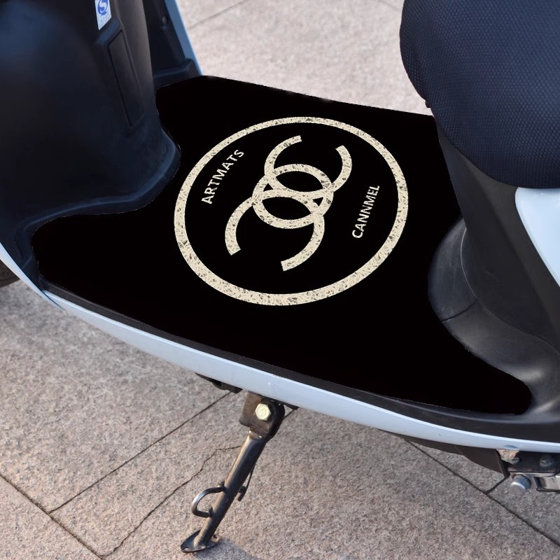 Electric Vehicle Floor Mats, Universal Waterproof Battery Vehicle Floor Mats, Can Be Freely Cut, Anti-Slip Mats, Stain-Resistant and Easy to Care for Pedal Mats