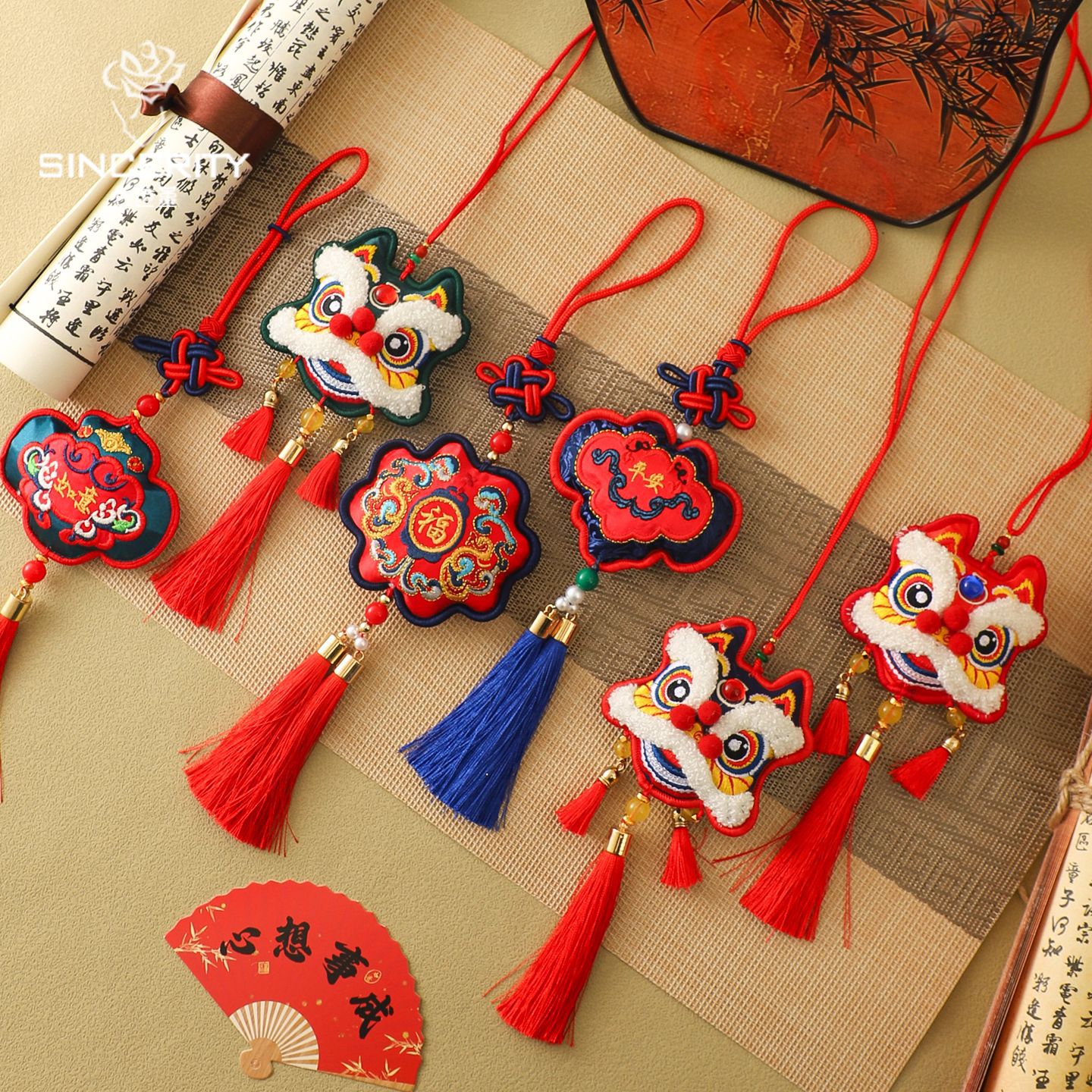 Colgante de Año Nuevo de siete colores colgante floral decoración de caballo colgante DIY colgante florista decoración de flores