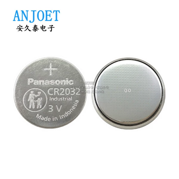 CR2032
