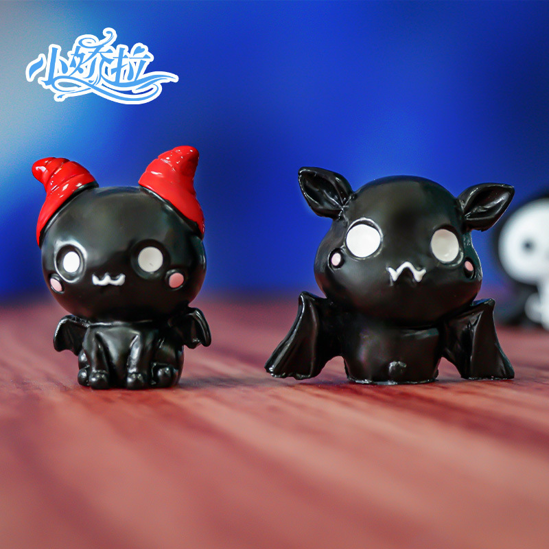 Nuevas decoraciones de Halloween transfronterizas: calabaza fantasma, lápiz de tumba con forma de murciélago vampiro, micro-paisaje de resina con sombrero mágico y calavera.