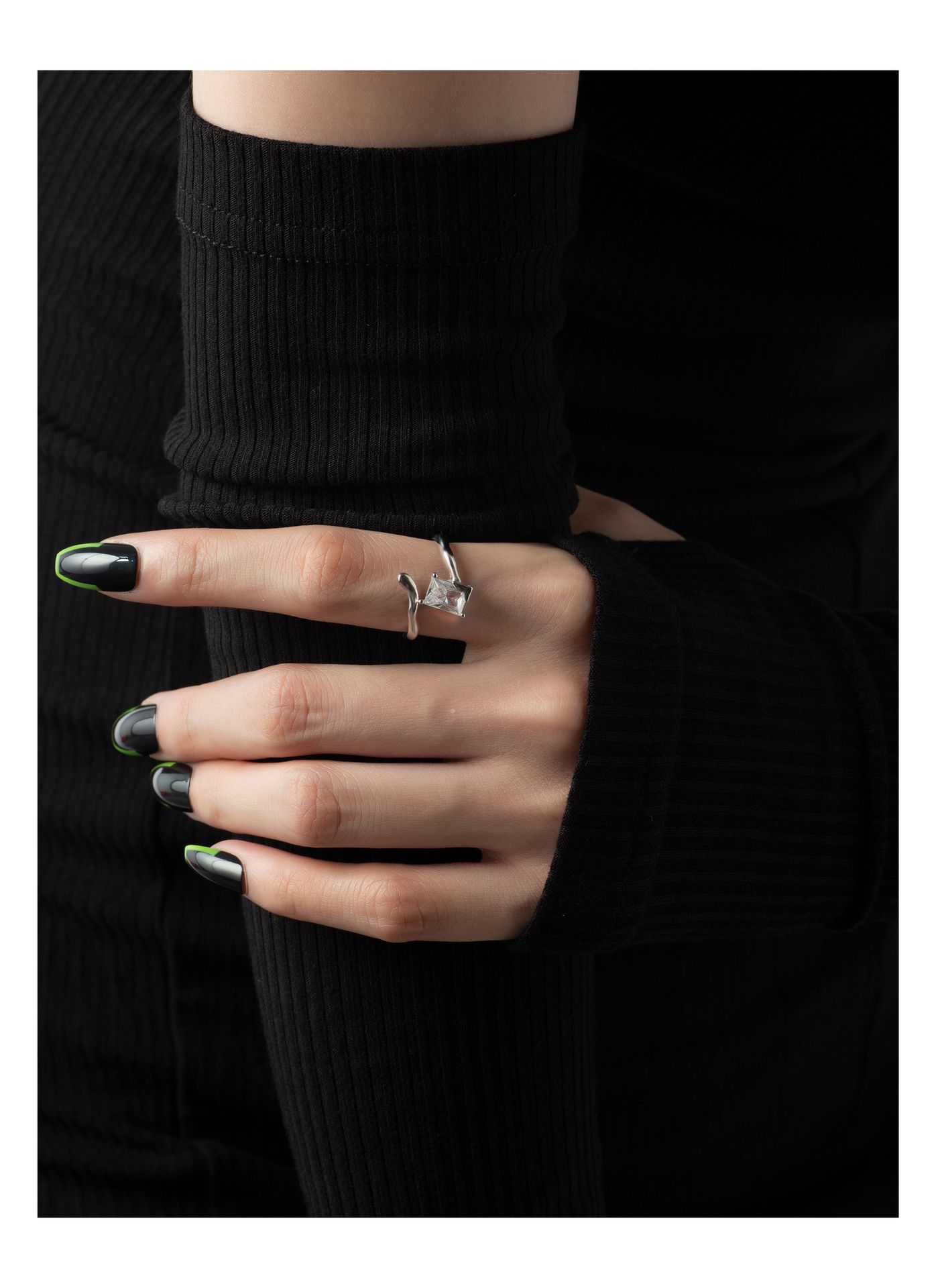 Simple Style Geometric Copper Plating Zircon Open Ring