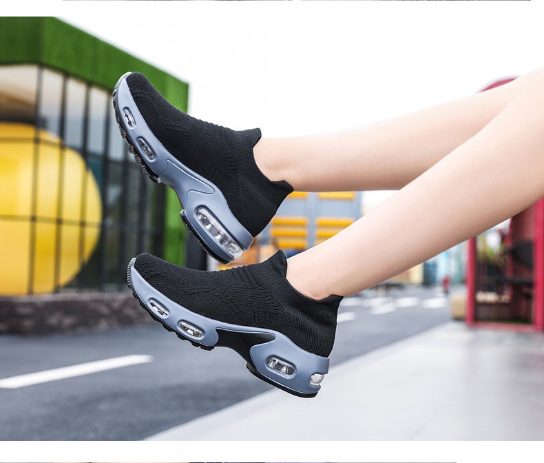 Women's Commute Solid Color Round Toe Sports Shoes display picture 1