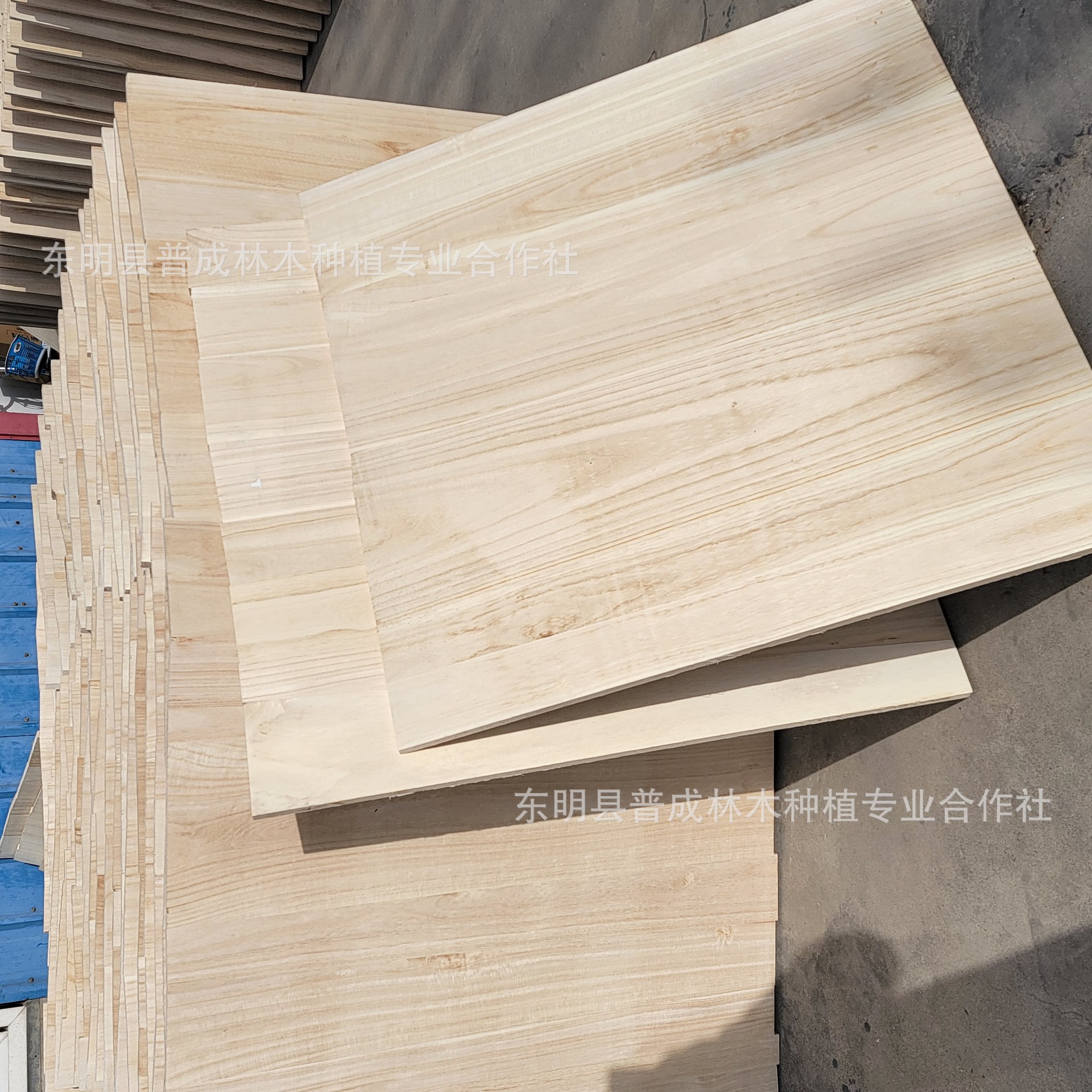 厂家批发桐木板 桐木家具直拼板 桐木板材泡桐木桌面板迷你桌面板