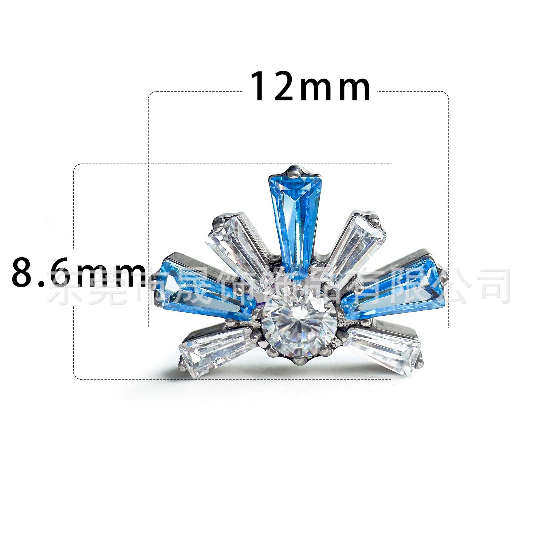 F136 Titanium 小雏菊烟 Flower 渐变 Ear Stud 包 Studded Cubic Zirconia Helix Cartilage Stud G23 Implant Grade Titanium 人体 Piercing Jewelry