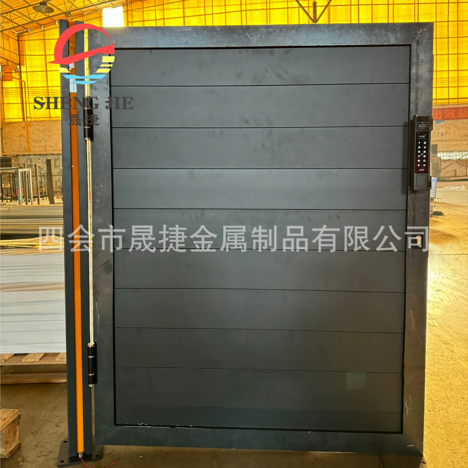 Алюминиевые дворовые ворота Современный сад деревенский двор двойной дверью