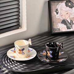 クリエイティブ蝶コーヒーカップ皿セット高級感レトロ家庭用オフィス午後茶陶磁器コーヒーカップ皿卸売り