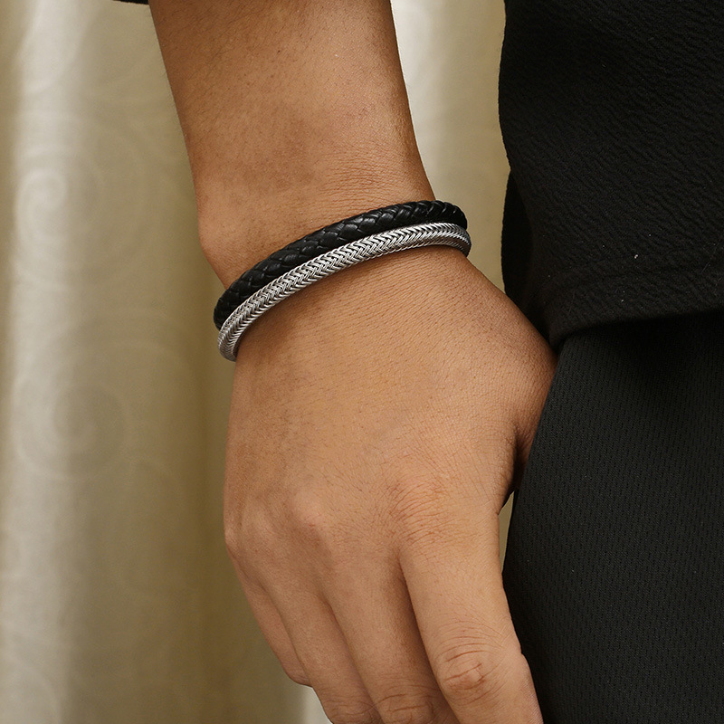 Geometric Pattern Simple Style Geometric Stainless Steel Leather Rope Plating Men's Bangle Men Cord & Leather Bracelets