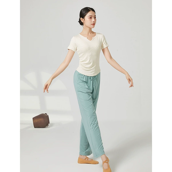 White trousers, 309meter, with short sleeve