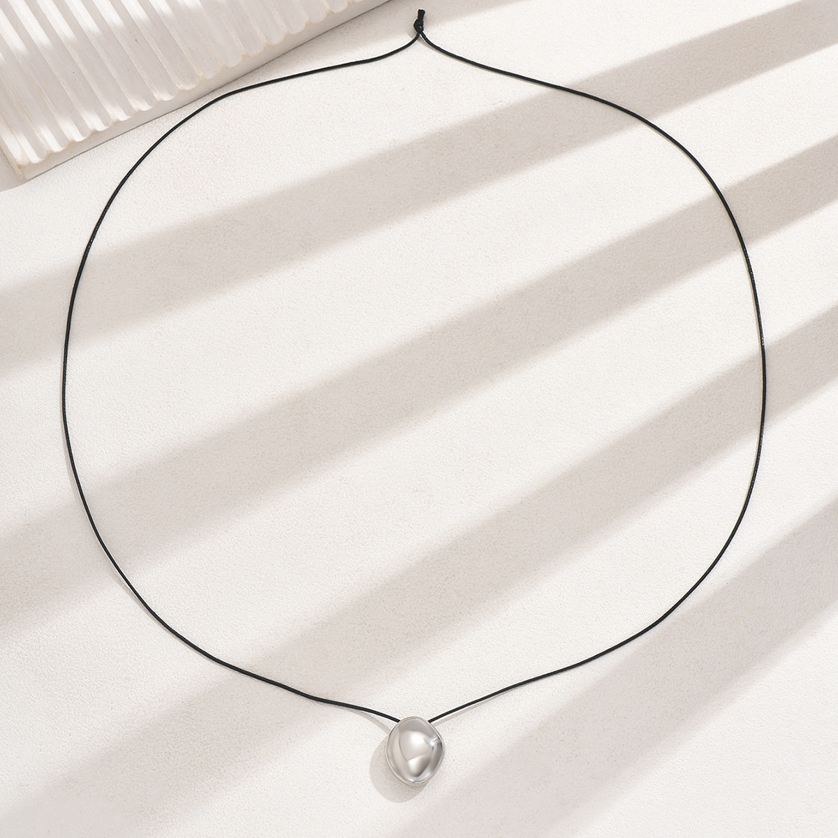 Europa y Estados Unidos transfronterizos colgante de gota de agua simple fiesta punk cuerdas suéter accesorios cadena collar exagerado brillante