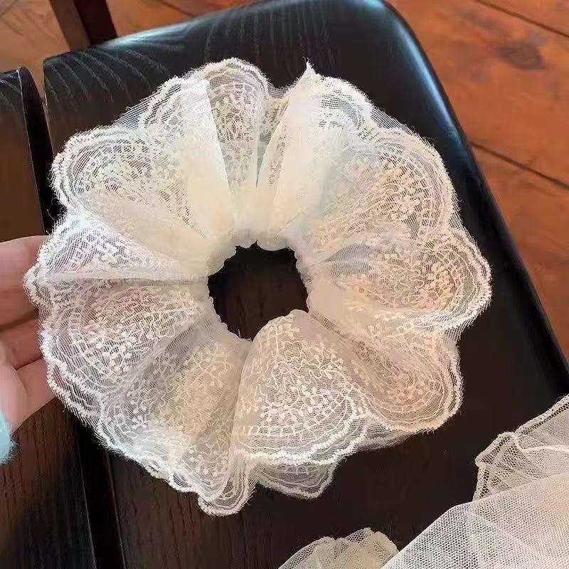 5686 4단 웨딩드레스 레이스 서클-베이지 (16cm)