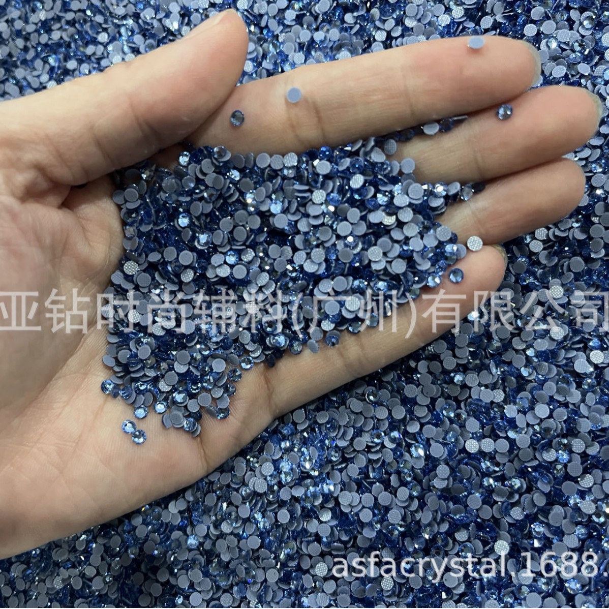 亚钻122浅蓝  Hot fix rhinestones 12切面平底烫钻 免水洗玻璃烫