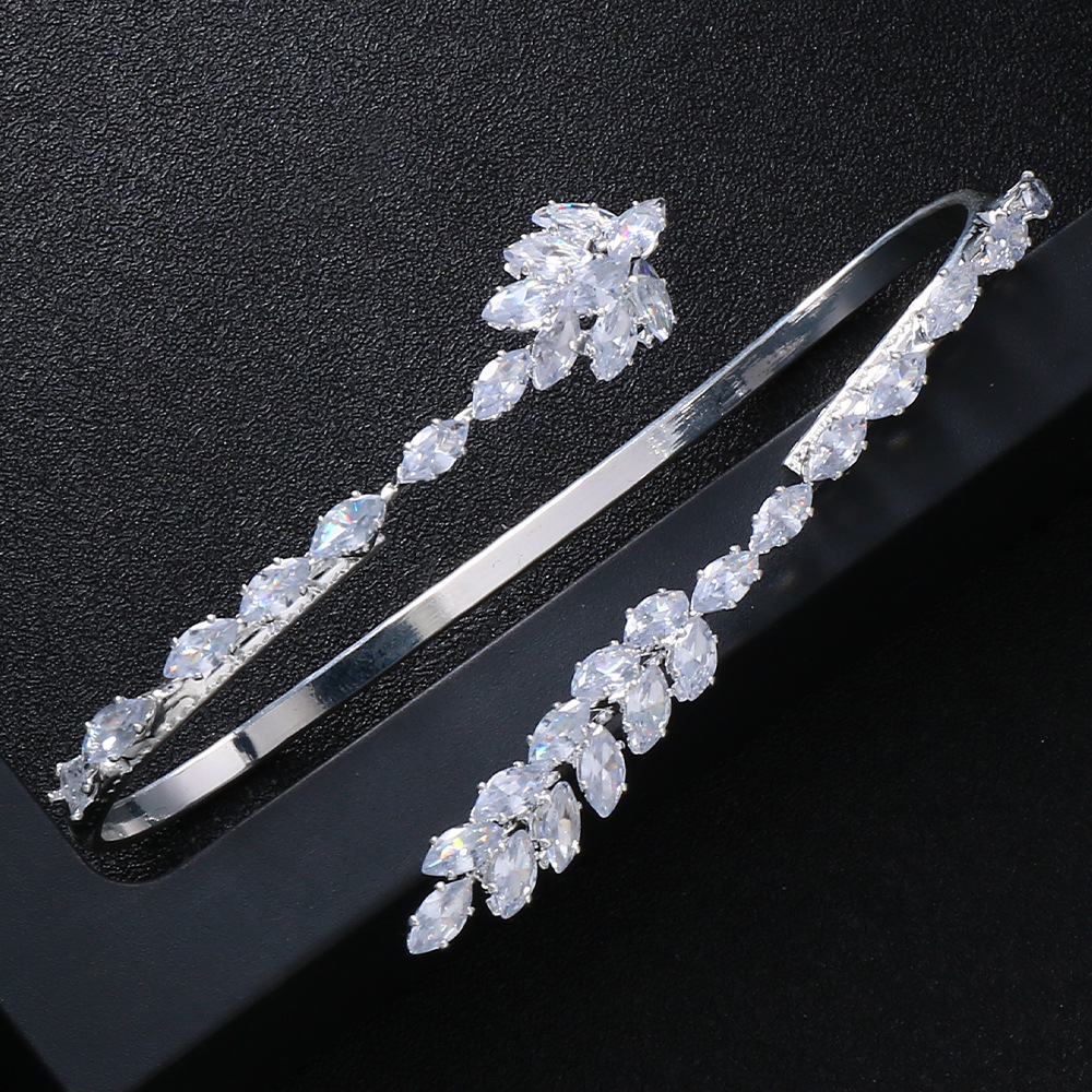 Cruz-frontera nueva pulsera de circón Europea y Americana novia de lujo pulsera abierta temperamento accesorios pulsera femenina