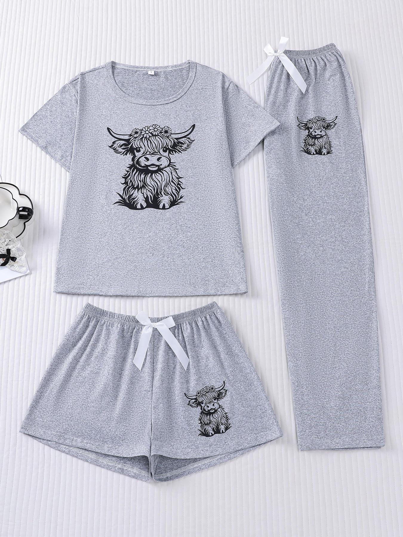 Cute Calf Print Pyjama Set With Shorts And Long Trousers_voghion.com