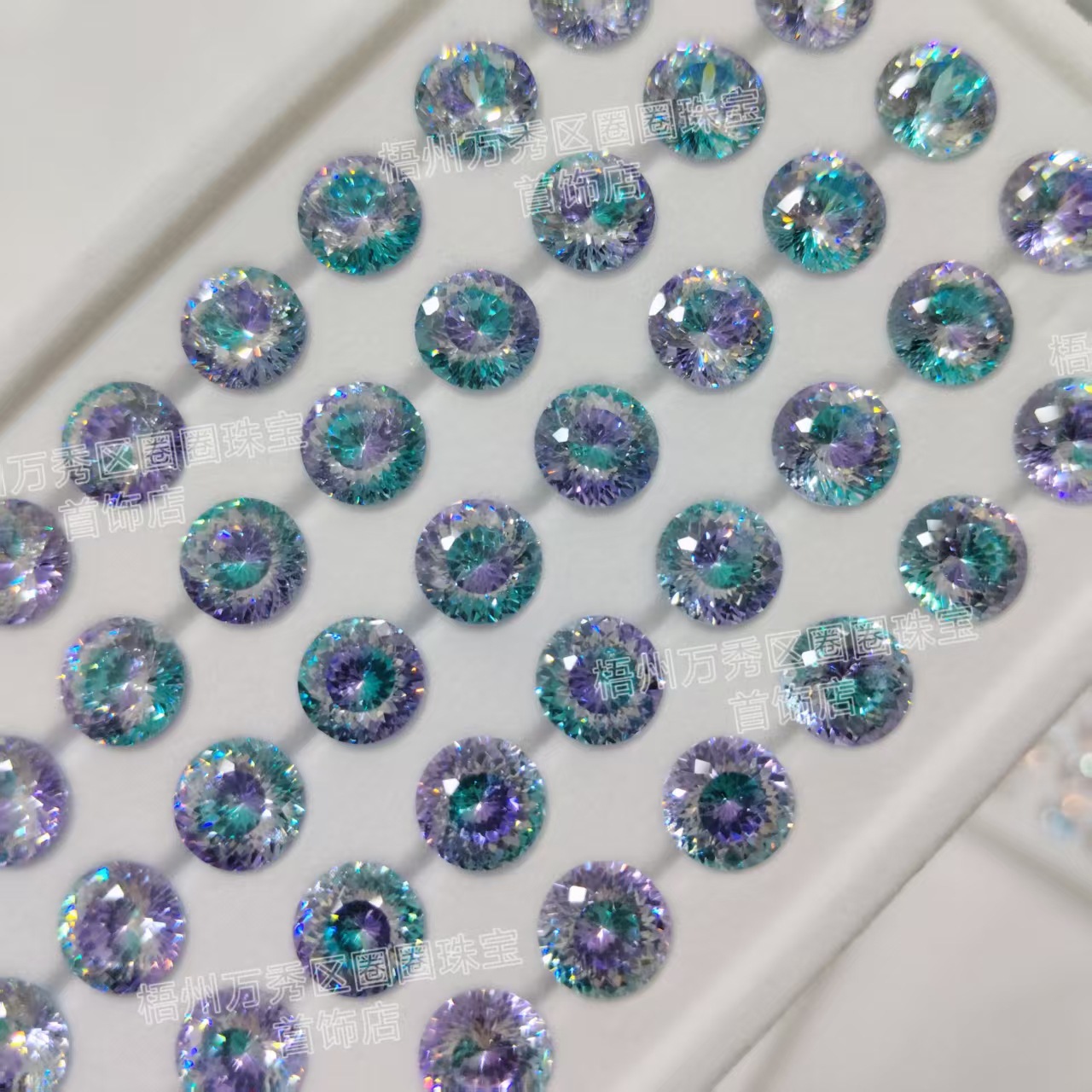 라이트 핑크 그린