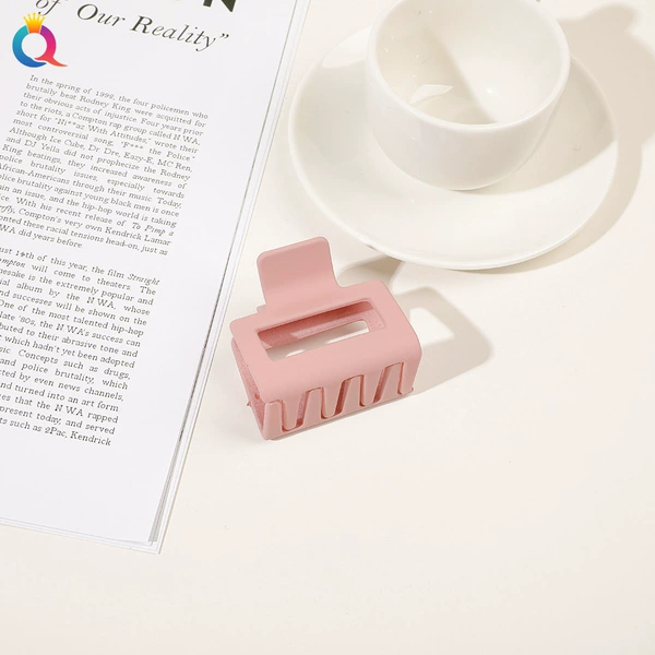 Square, matte, pink-purple, 5cm