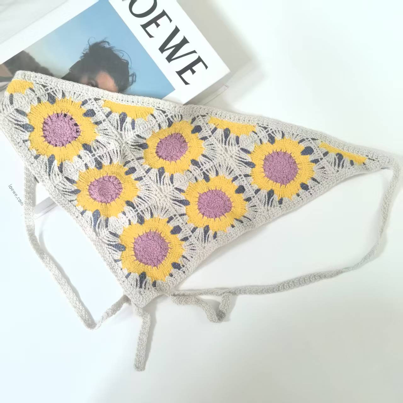 Francia cereza toallas triangulares mujeres primavera y otoño viajes padres-hijos gancho de punto flores hueco pañuelo de arte correa de pelo gorro