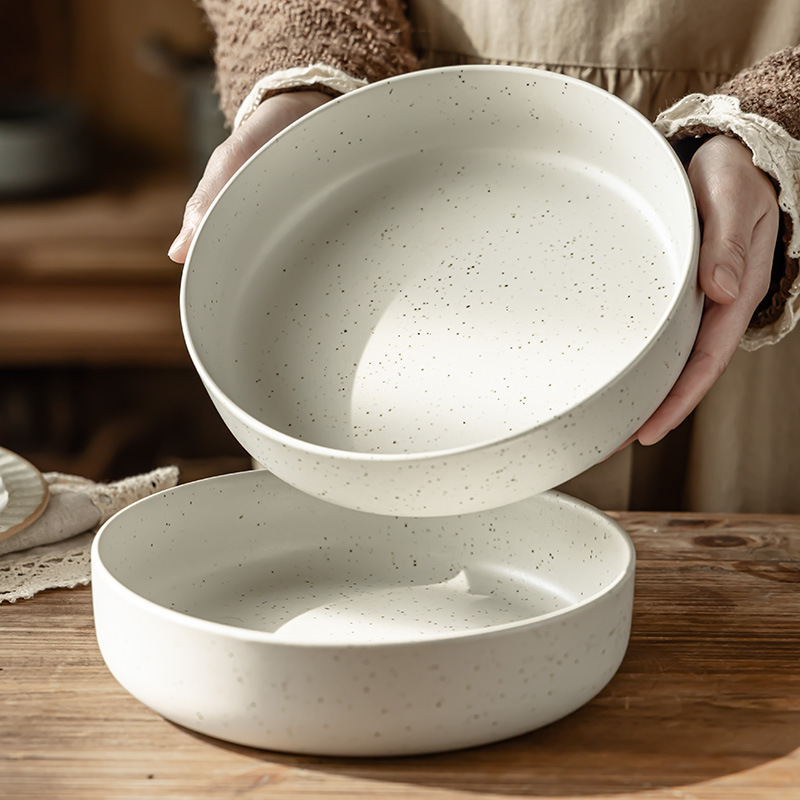 Plato profundo de cerámica de estilo retro Plato de sésamo creativo Plato doméstico al por mayor Plato de verduras Plato de vajilla grueso Plato de ensalada