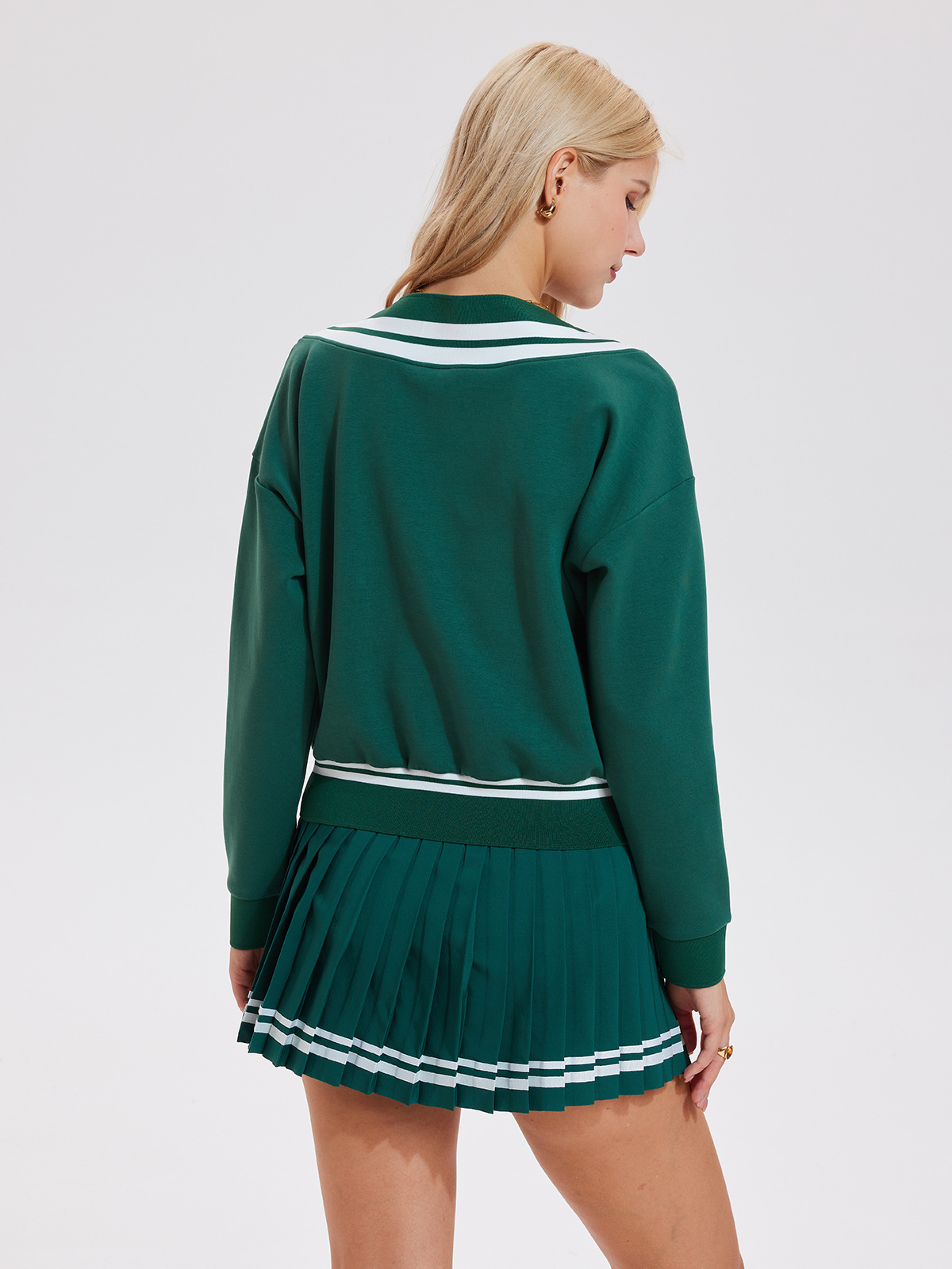 Trajes de yoga transfronterizos de mangas largas ociosos de cuello en v deportivo de golf deportivo de entrenamiento de bádminton al aire libre set de tenis