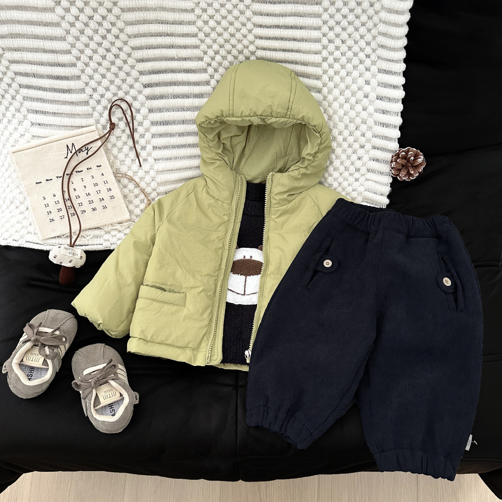Chaqueta de invierno para niños, ropa de bebé con capuzas, chaqueta blanca delgada, chaqueta caliente para bebés, moda