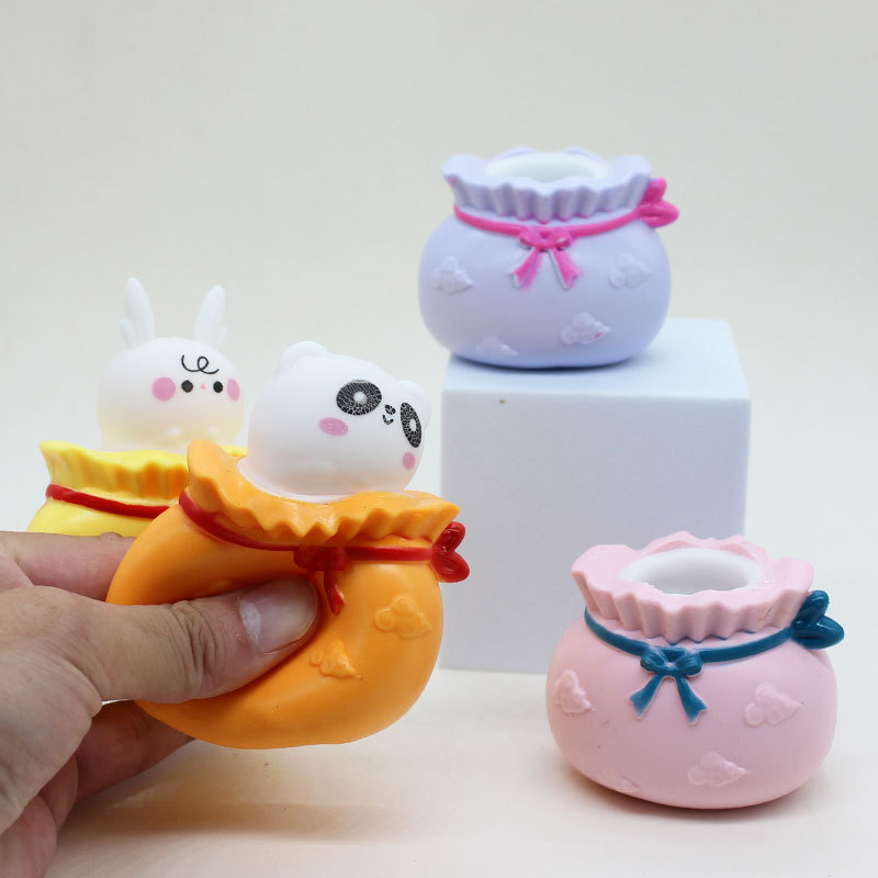 Descompresión de ventilación de juguete rábano conejo pellizco música nueva exótica zanahoria taza descompresión juguete zanahoria conejo squeeze taza